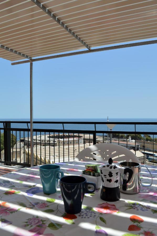 Europa Guest House คาตาเนีย ภายนอก รูปภาพ